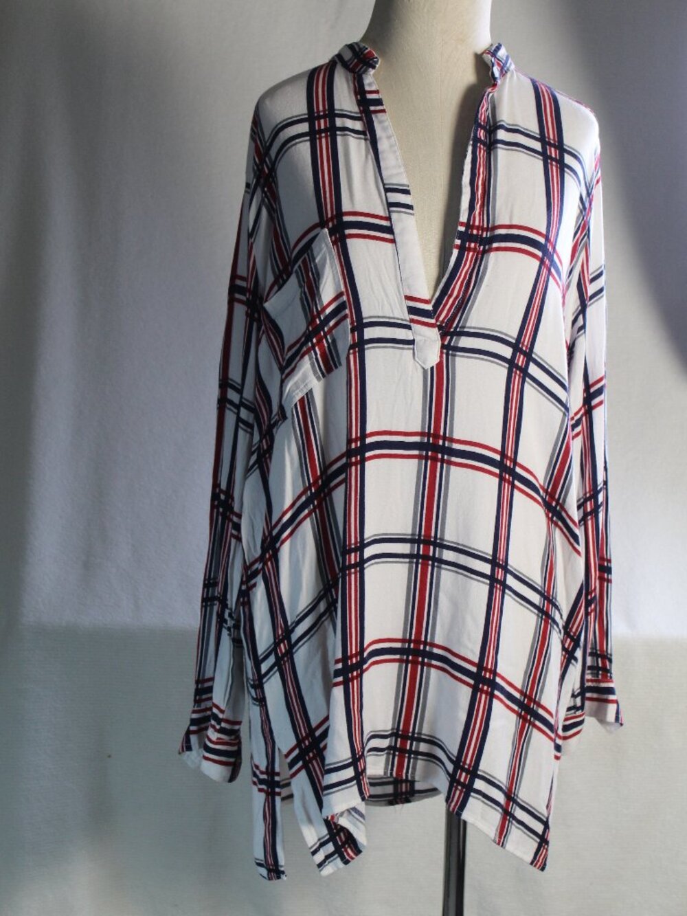 Olivaceous Size L Oversized Flowy Blue Red White Plaid Pullover Blouse